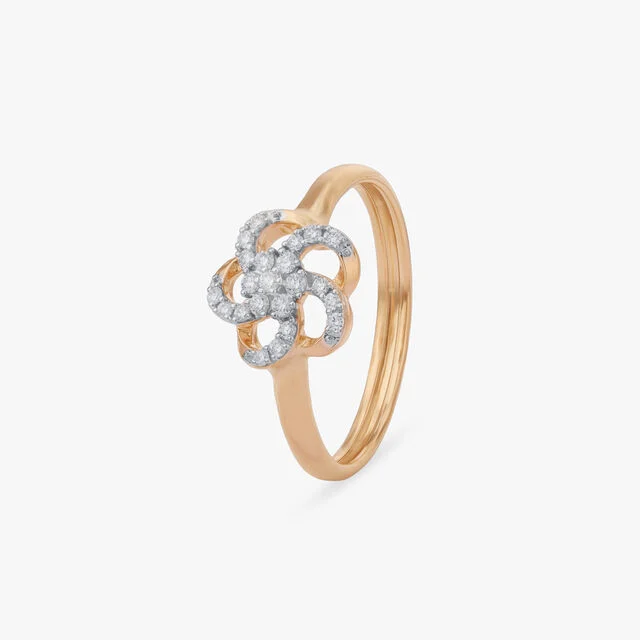 Petal Spark Diamond Ring
